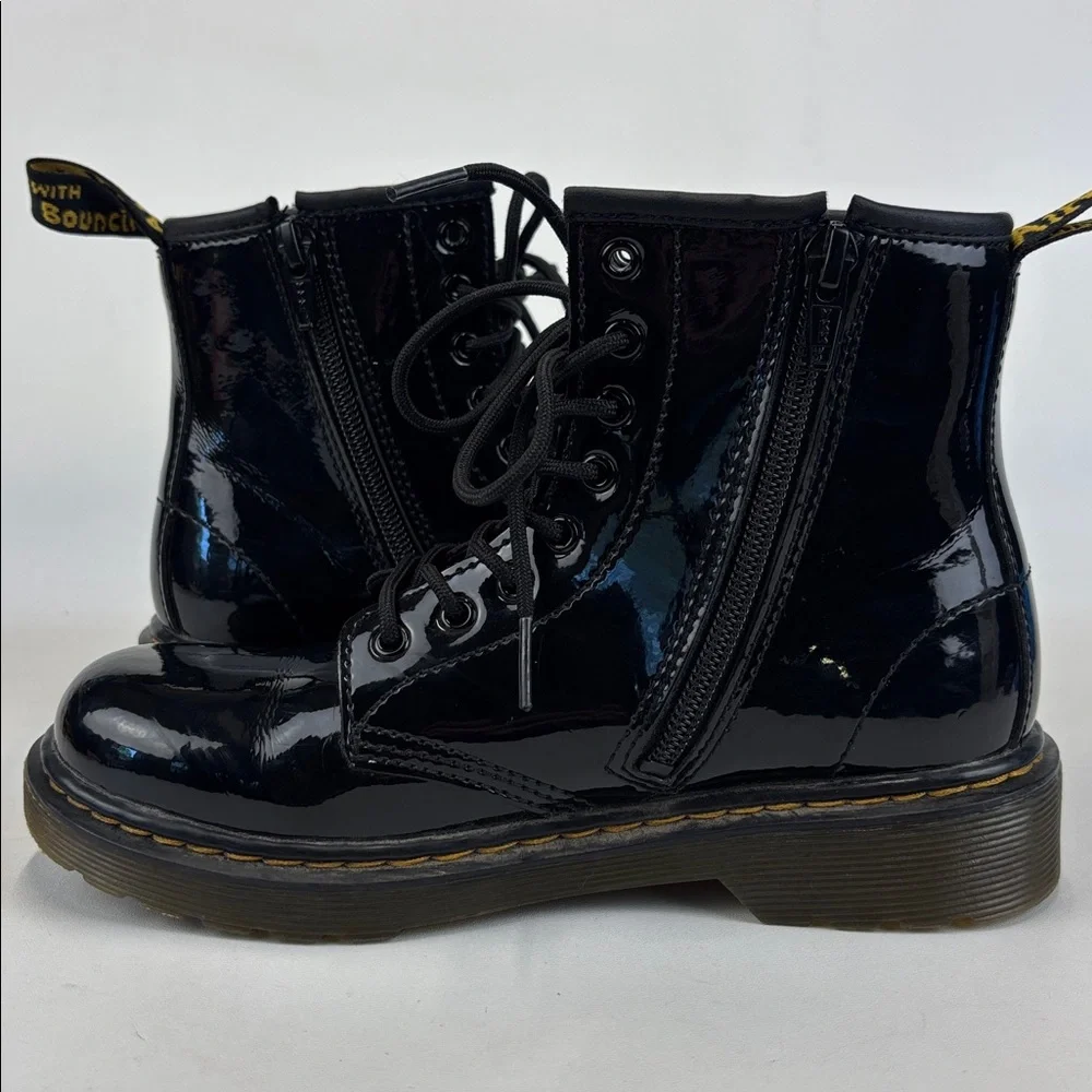 DR MARTENS 1460 8-Eye Patent Boot Black Kids Size 2
